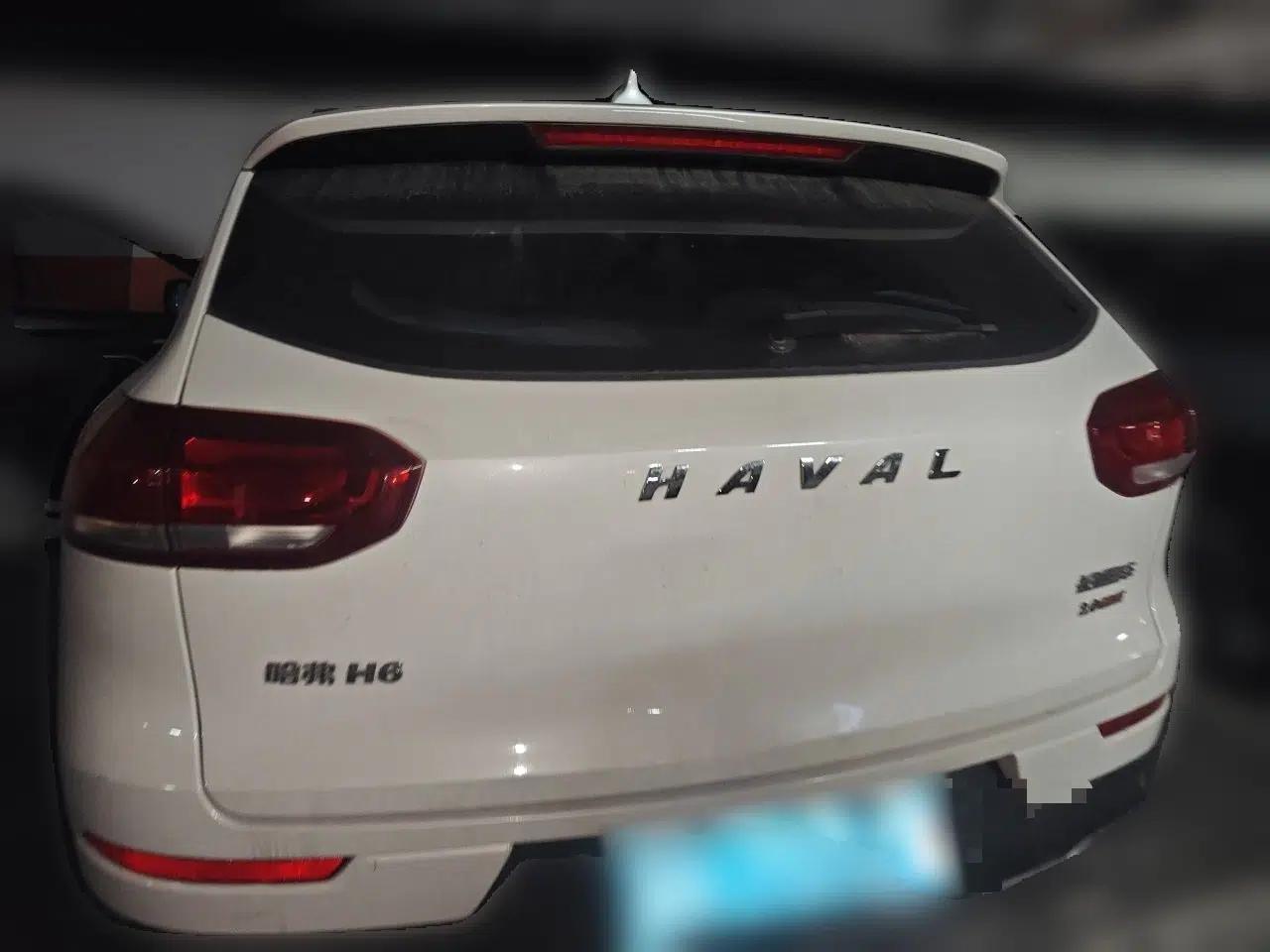 Haval H6 2017 Red-Label 2.0T Automatic Two-Wheel Drive Leading Edition — миниатюра 5