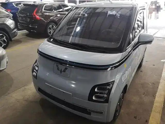 Wuling Air ev Clear Sky 2023 Model, Four-Seat - Advanced Edition