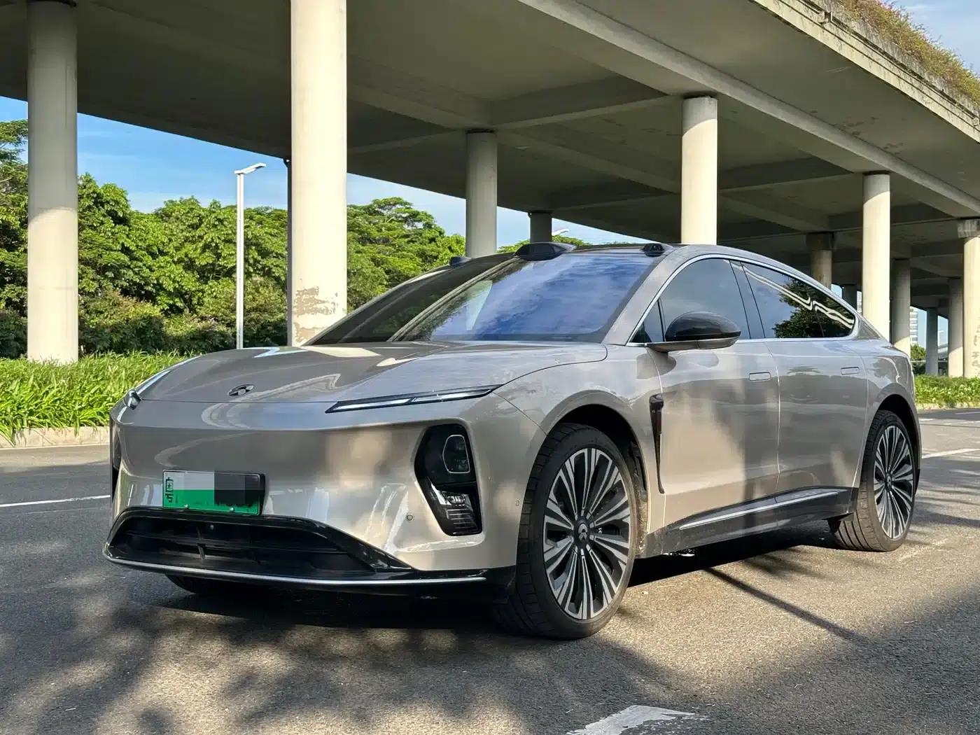 NIO ET9 2025 102kWh Signature Edition — миниатюра 1