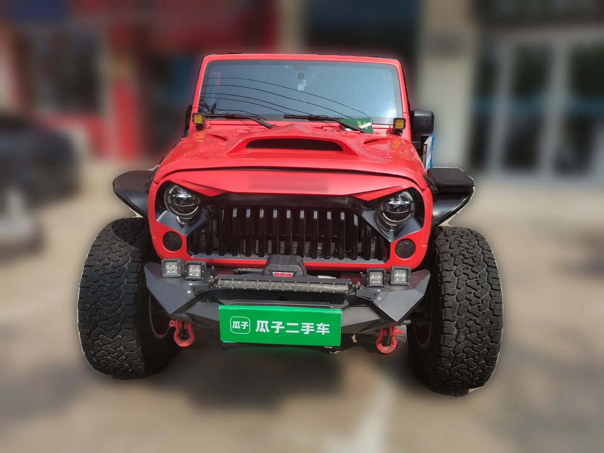 Jeep Wrangler Gasoline, automatic, 3.6-liter, two-door, four-seater — миниатюра 2