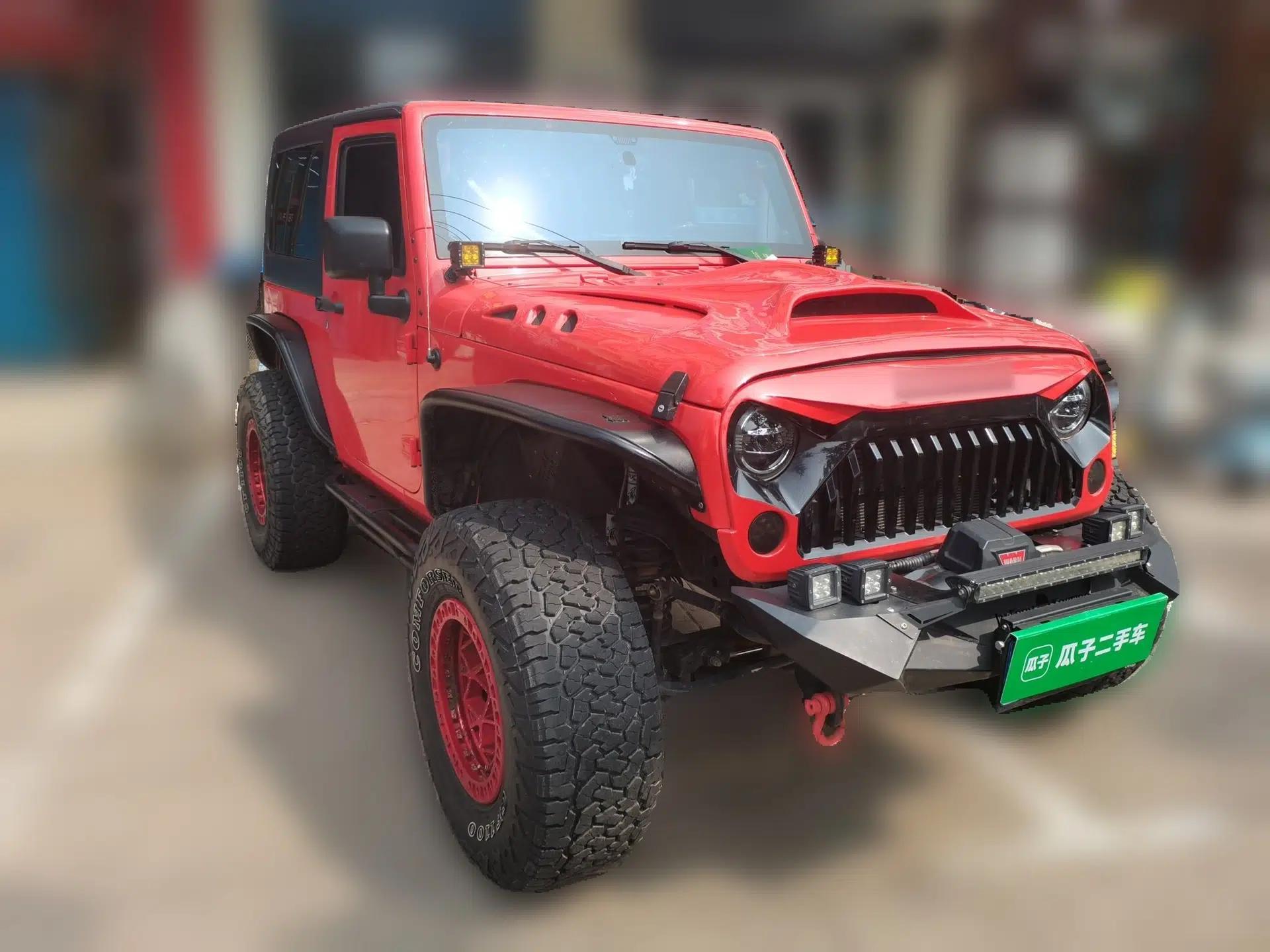 Jeep Wrangler Gasoline, automatic, 3.6-liter, two-door, four-seater — миниатюра 3