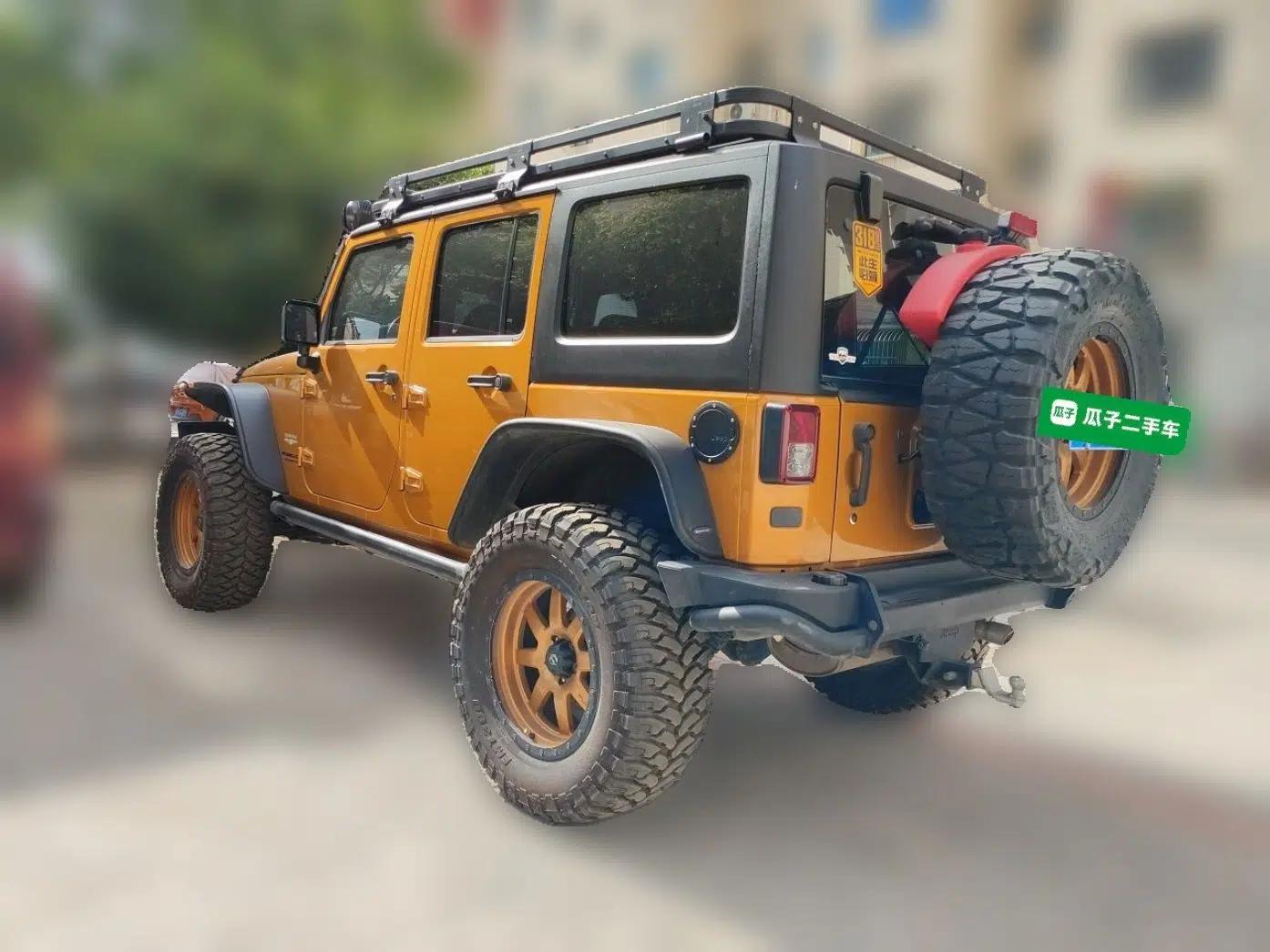 Jeep Wrangler 2013 3.6L Sahara Four-Door Edition — миниатюра 4