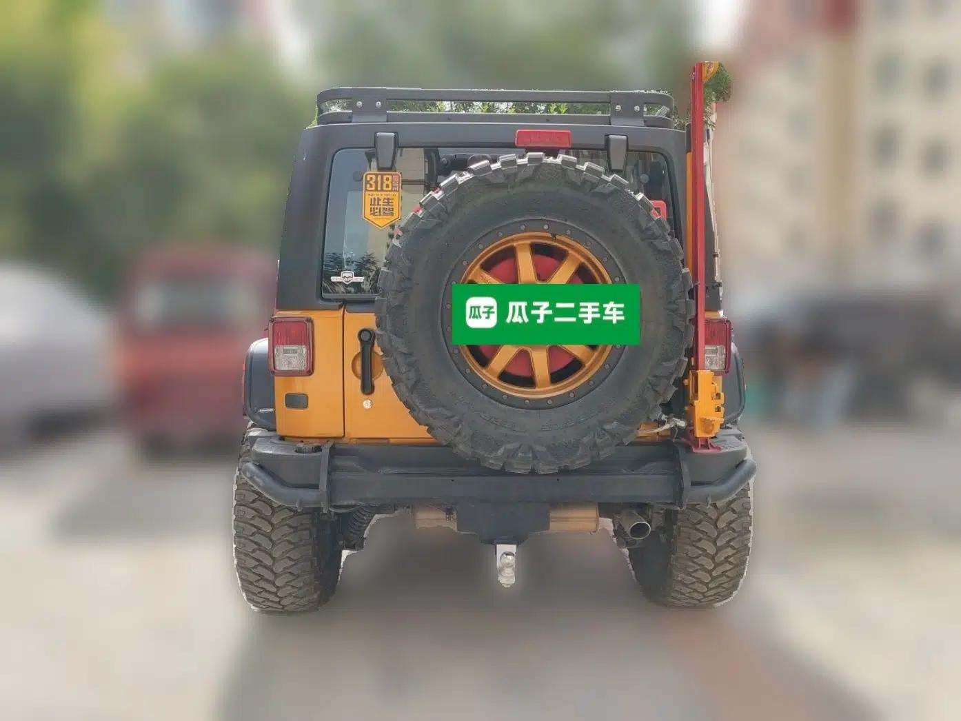 Jeep Wrangler 2013 3.6L Sahara Four-Door Edition — миниатюра 5