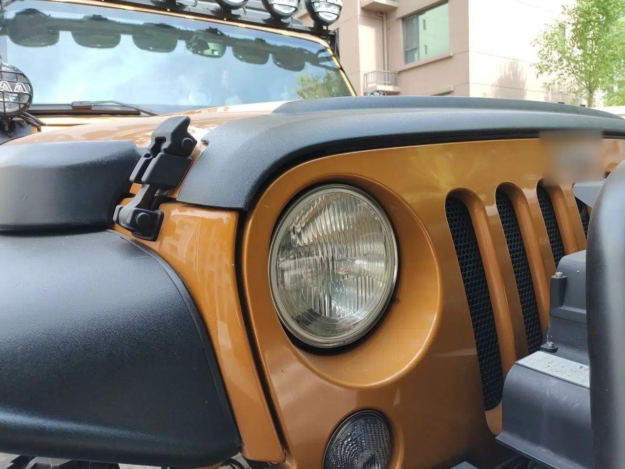 Jeep Wrangler 2013 3.6L Sahara Four-Door Edition — миниатюра 7