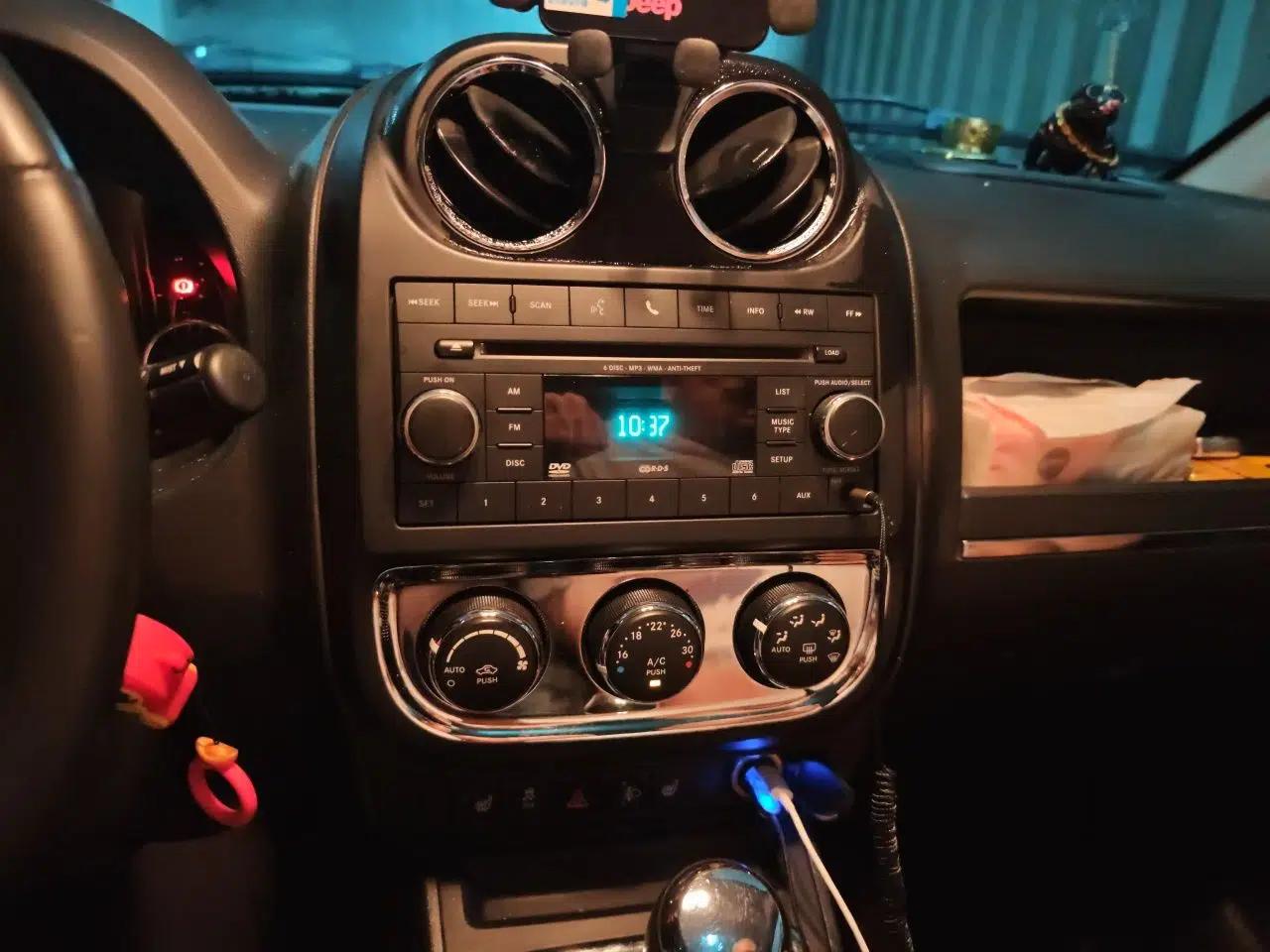 Jeep Compass (Imported) Compass 2.0 Automatic (5-Seater) — миниатюра 13
