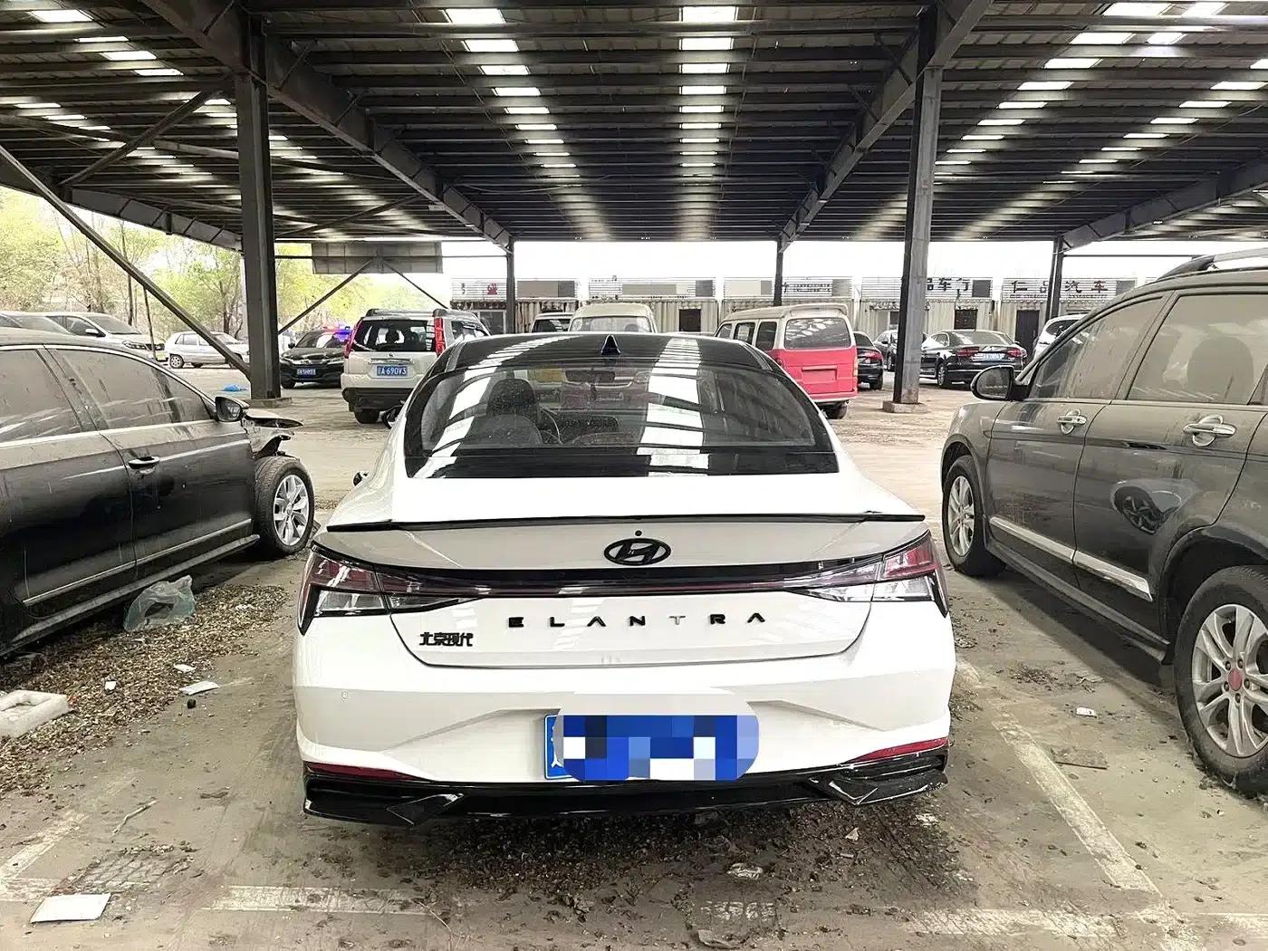 Hyundai Elantra 2022 1.5L CVT GLX Elite Edition — миниатюра 5