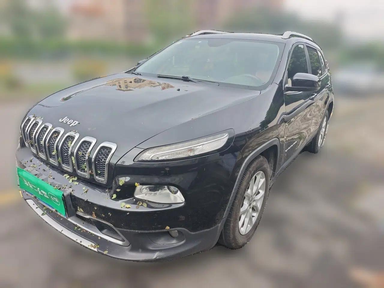 Jeep Cherokee 2017 2.0L Superior Edition — миниатюра 1