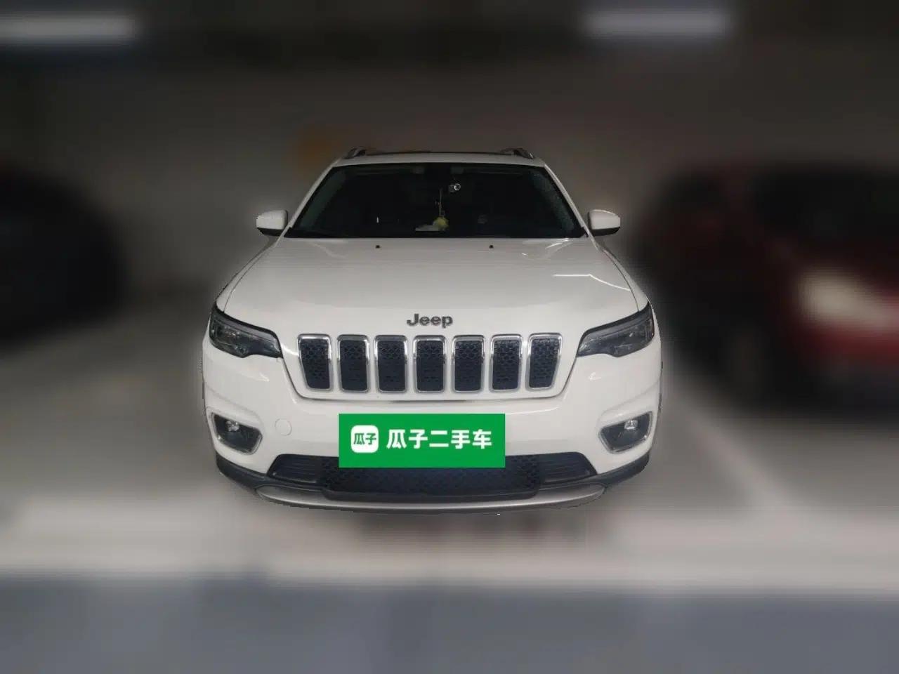 Jeep Cherokee 2019 2.0T Two-Wheel Drive Smart Enjoyment Version China V — миниатюра 2