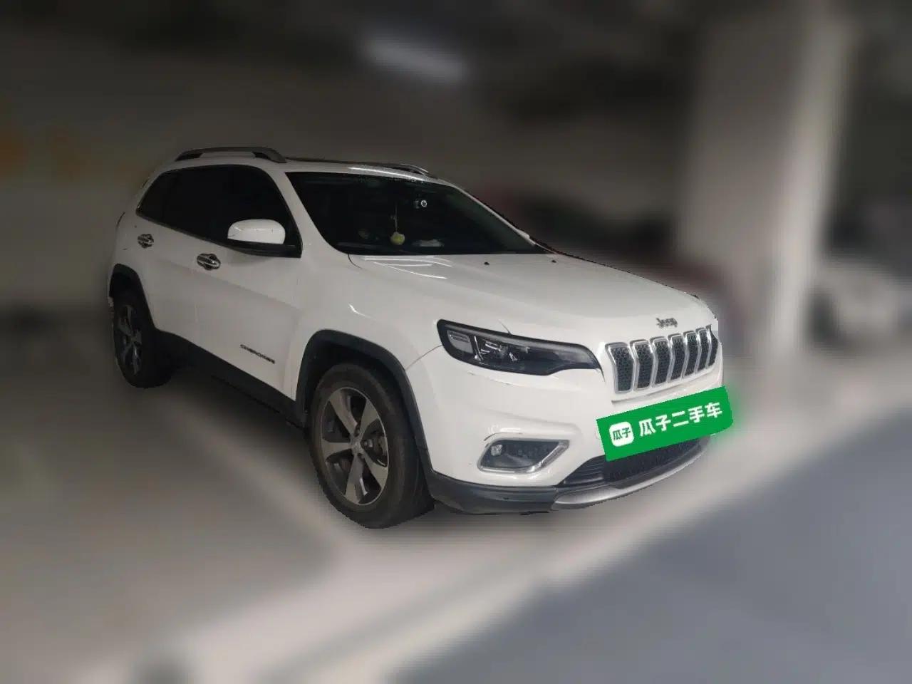 Jeep Cherokee 2019 2.0T Two-Wheel Drive Smart Enjoyment Version China V — миниатюра 3