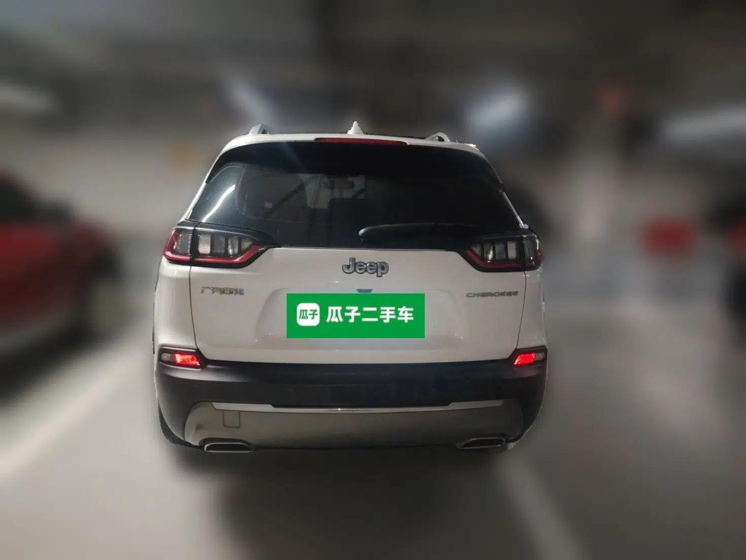 Jeep Cherokee 2019 2.0T Two-Wheel Drive Smart Enjoyment Version China V — миниатюра 5