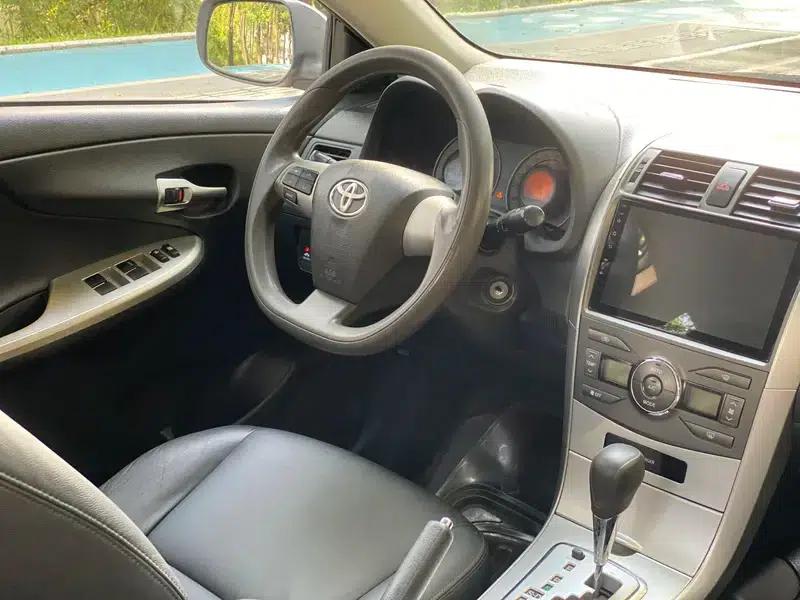2012 Toyota Corolla Premium Edition 1.8L CVT GL-i — миниатюра 15
