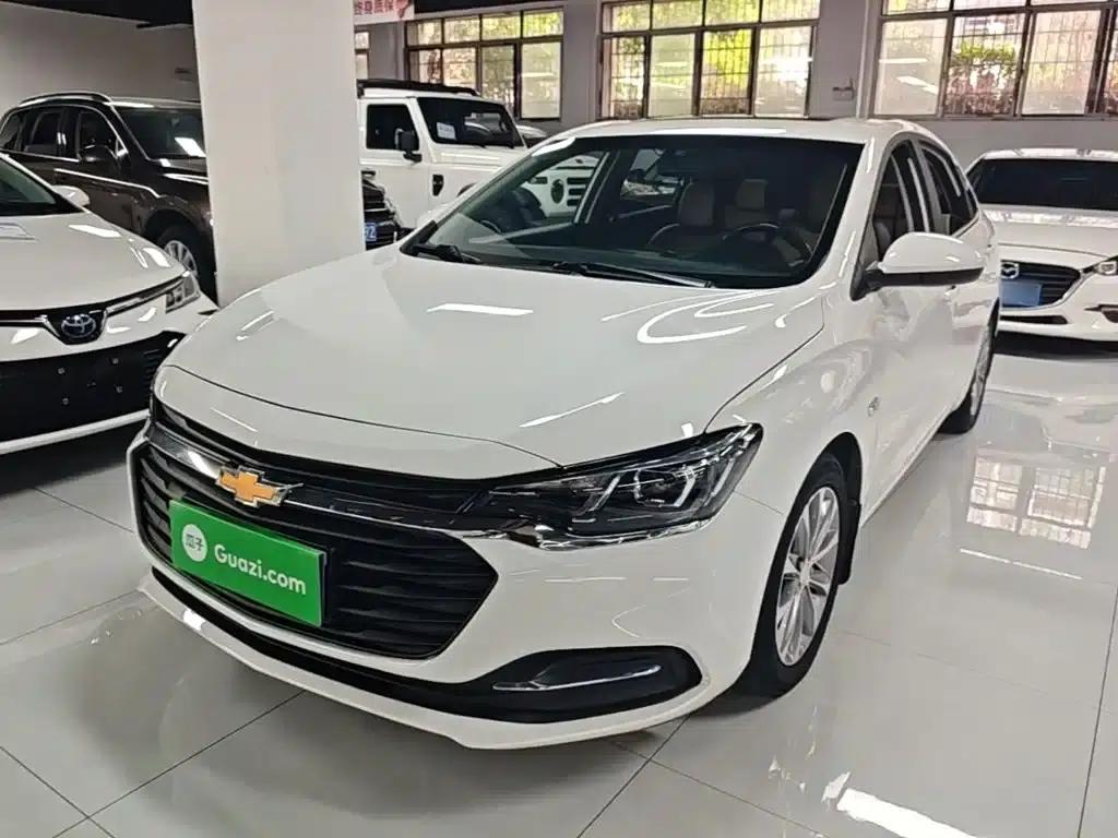 Chevrolet Cruze 2022 320 Automatic Enjoy Sunroof Edition — миниатюра 1