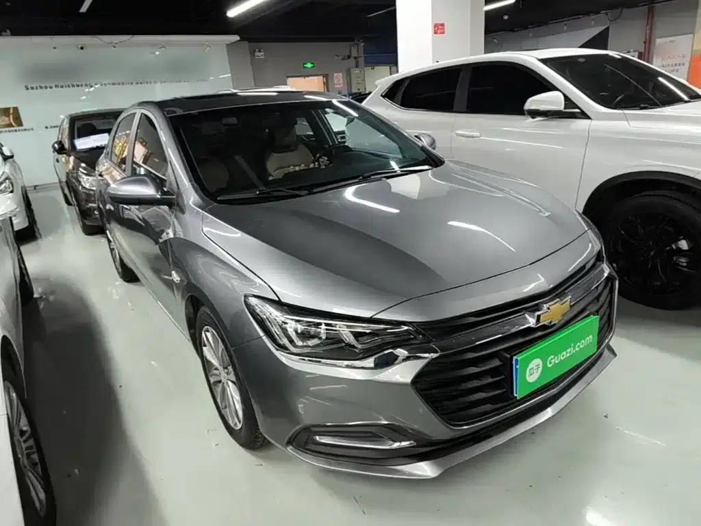 Chevrolet Cruze 2022 320 Automatic Enjoy Sunroof Edition — миниатюра 4