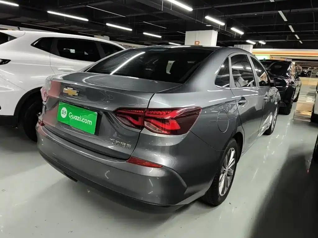 Chevrolet Cruze 2022 320 Automatic Enjoy Sunroof Edition — миниатюра 7