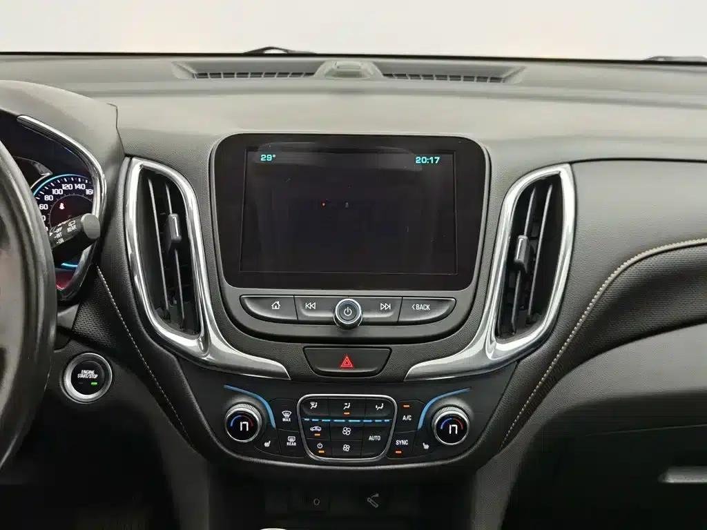 2018 Chevrolet Equinox 550T Automatic 4WD Crossover Edition — миниатюра 12
