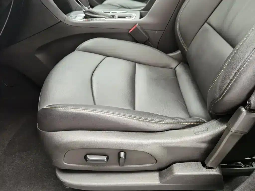 2018 Chevrolet Equinox 550T Automatic 4WD Crossover Edition — миниатюра 20