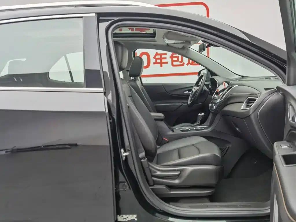 2018 Chevrolet Equinox 550T Automatic 4WD Crossover Edition — миниатюра 23