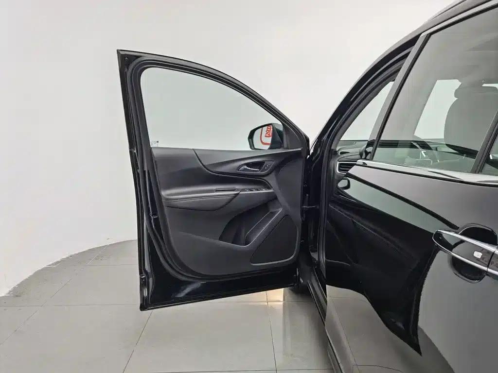 2018 Chevrolet Equinox 550T Automatic 4WD Crossover Edition — миниатюра 8