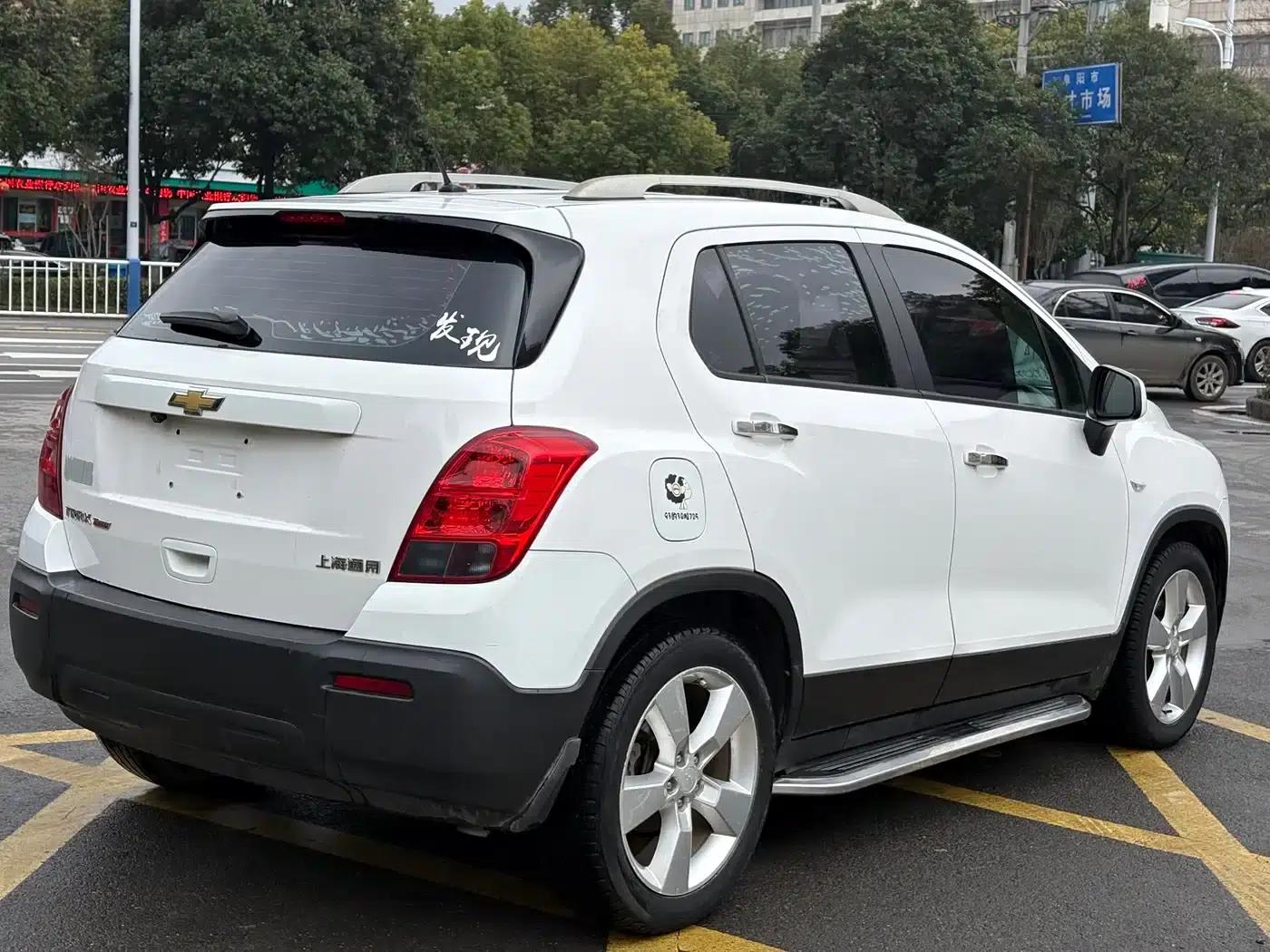 Chevrolet Trax 2014 1.4T Manual 2WD Comfort Model — миниатюра 10
