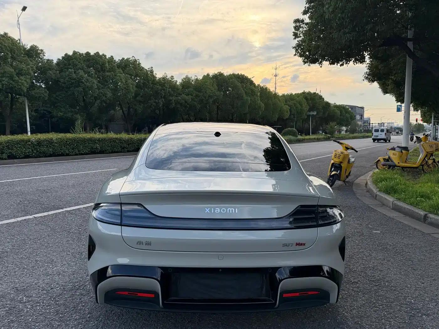 Xiaomi SU7 2024 All-Wheel Drive Long Range High-End Intelligent Driving Max Edition — миниатюра 5