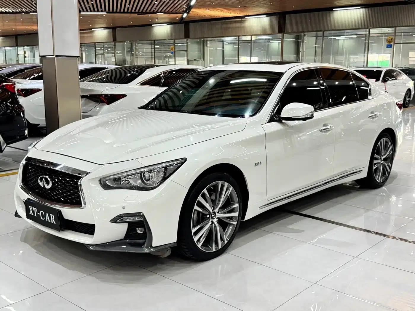 Infiniti Q50L 2019 2.0T 30th Anniversary Limited Edition — миниатюра 2