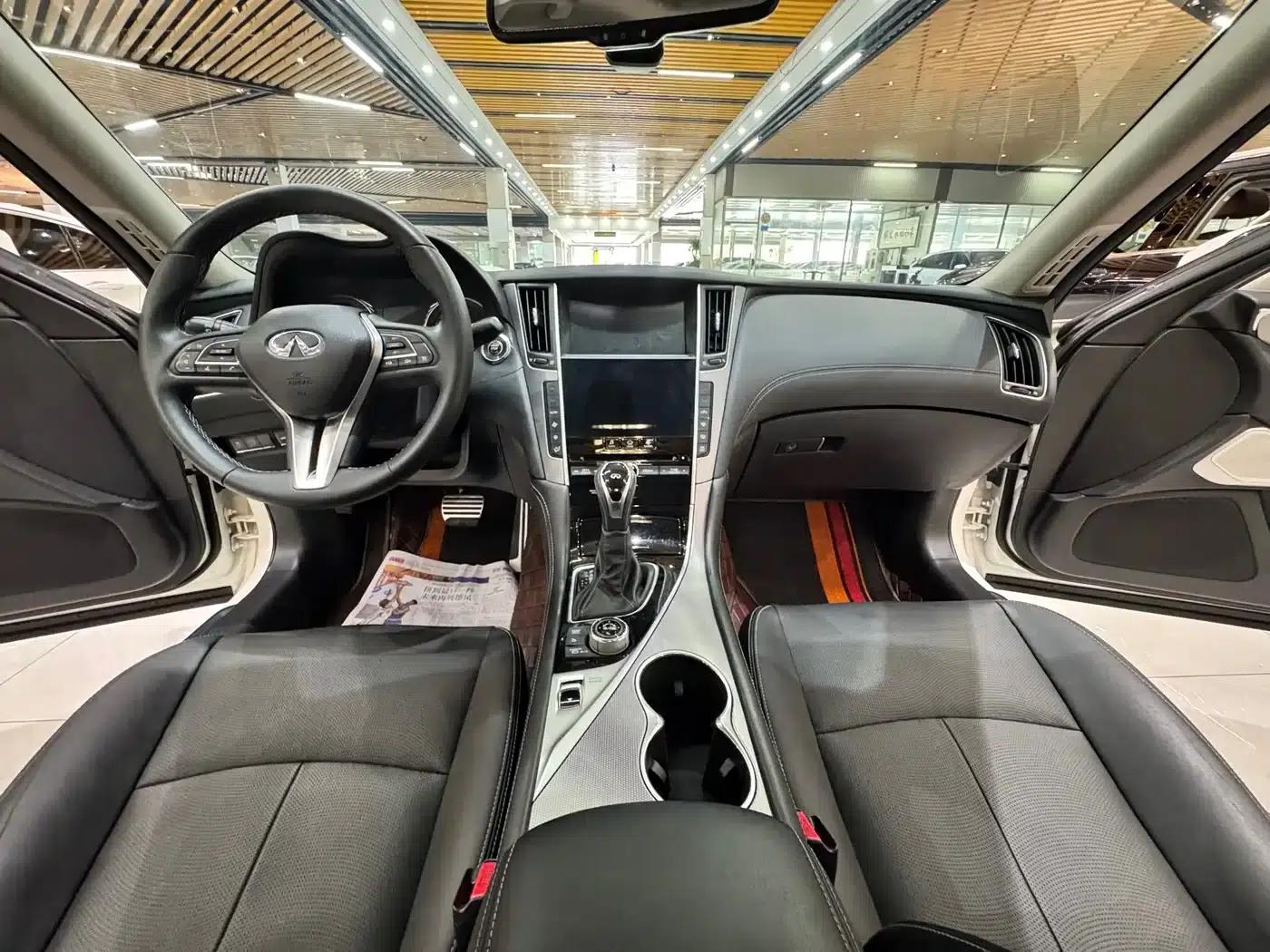 Infiniti Q50L 2019 2.0T 30th Anniversary Limited Edition — миниатюра 17