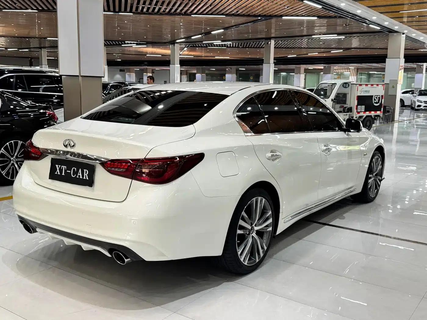 Infiniti Q50L 2019 2.0T 30th Anniversary Limited Edition — миниатюра 4
