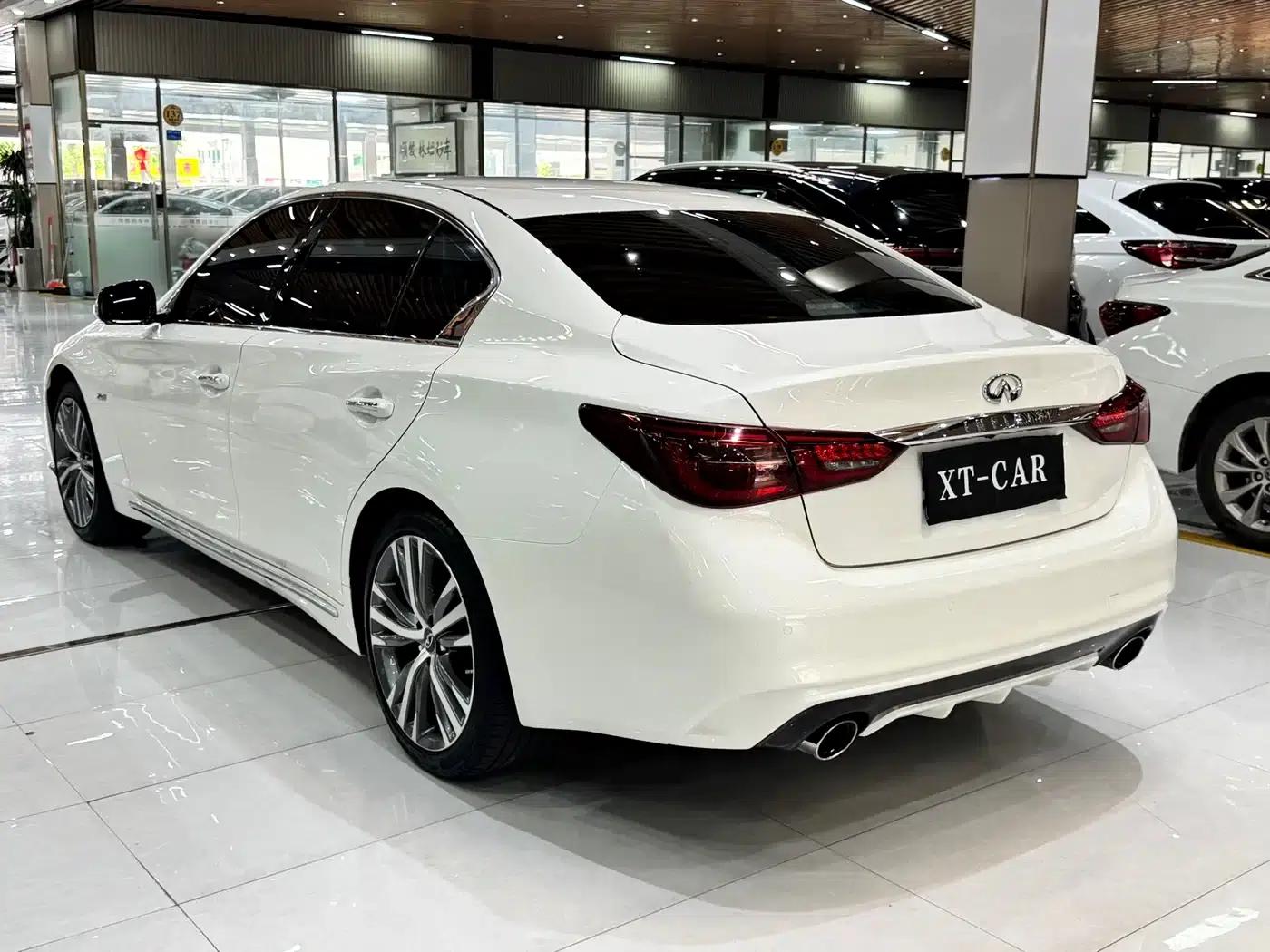 Infiniti Q50L 2019 2.0T 30th Anniversary Limited Edition — миниатюра 6
