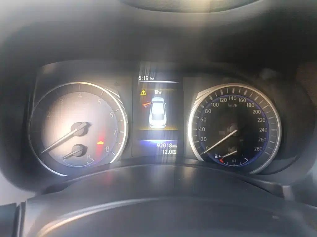 Infiniti Q50L 2015 2.0T Sport Edition — миниатюра 5
