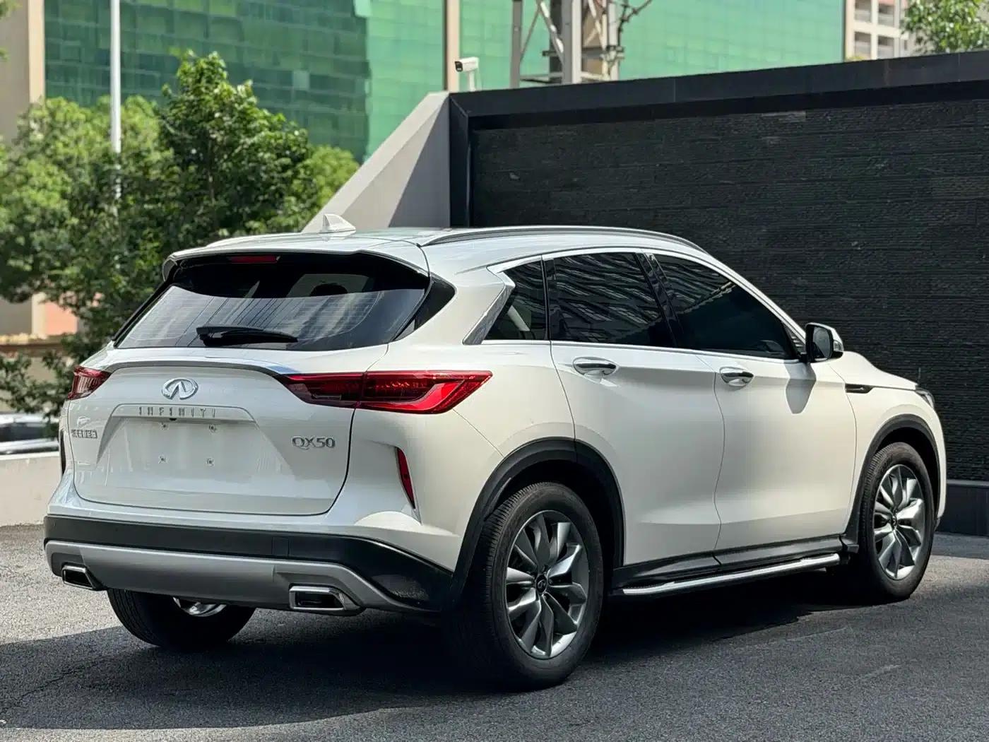 Infiniti QX50 2020 2.0T 2WD Fashion Edition — миниатюра 10