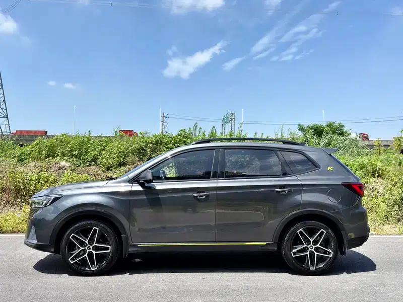 Roewe RX5 2021 PLUS 330TGI Automatic National Trend Smart Edition — миниатюра 4