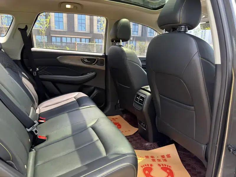 Roewe RX5 2021 PLUS 330TGI Automatic National Trend Smart Edition — миниатюра 10