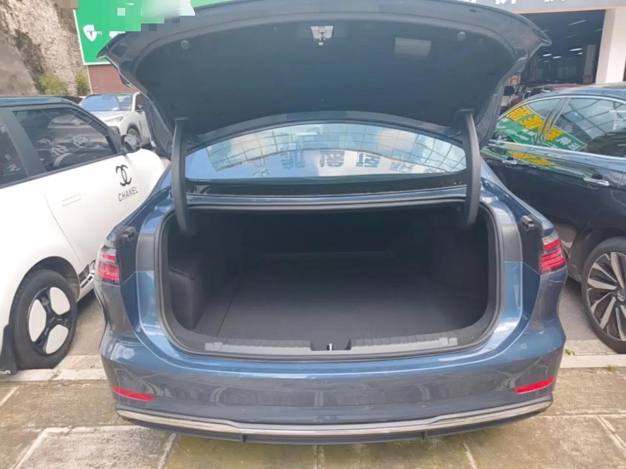 Geely Galaxy A7 2025 Model EM-i 150km Starship Edition — миниатюра 28