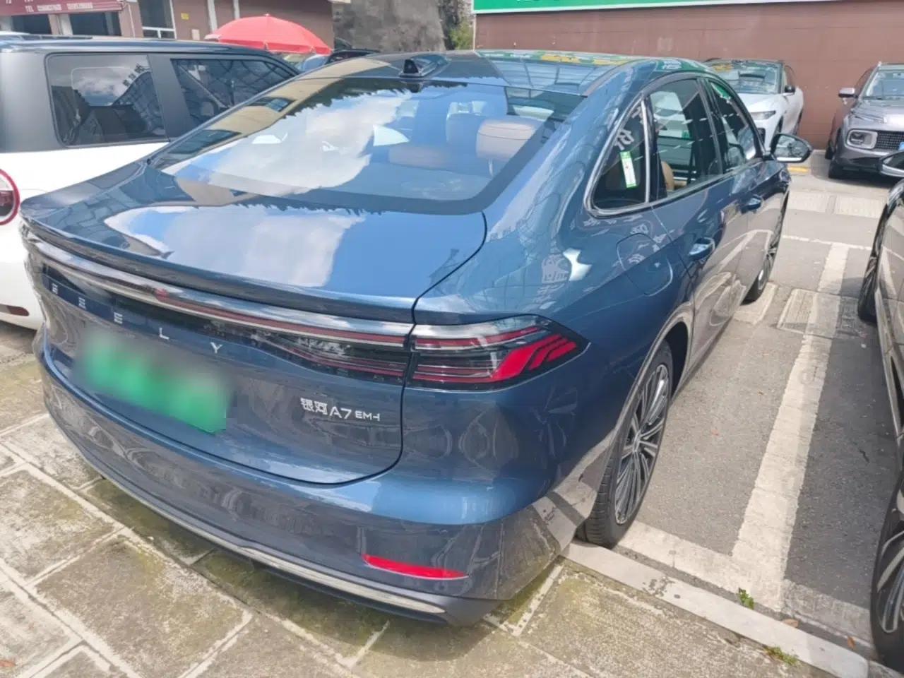 Geely Galaxy A7 2025 Model EM-i 150km Starship Edition — миниатюра 6