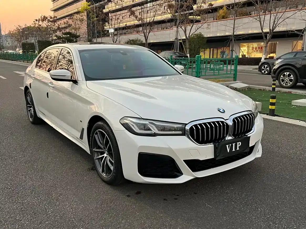 BMW 5 Series 2022 Facelift II 525Li M Sport Package — миниатюра 3