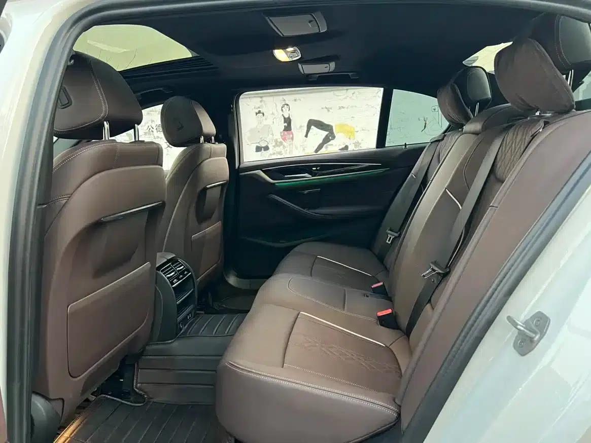 BMW 5 Series 2022 Facelift II 525Li M Sport Package — миниатюра 9