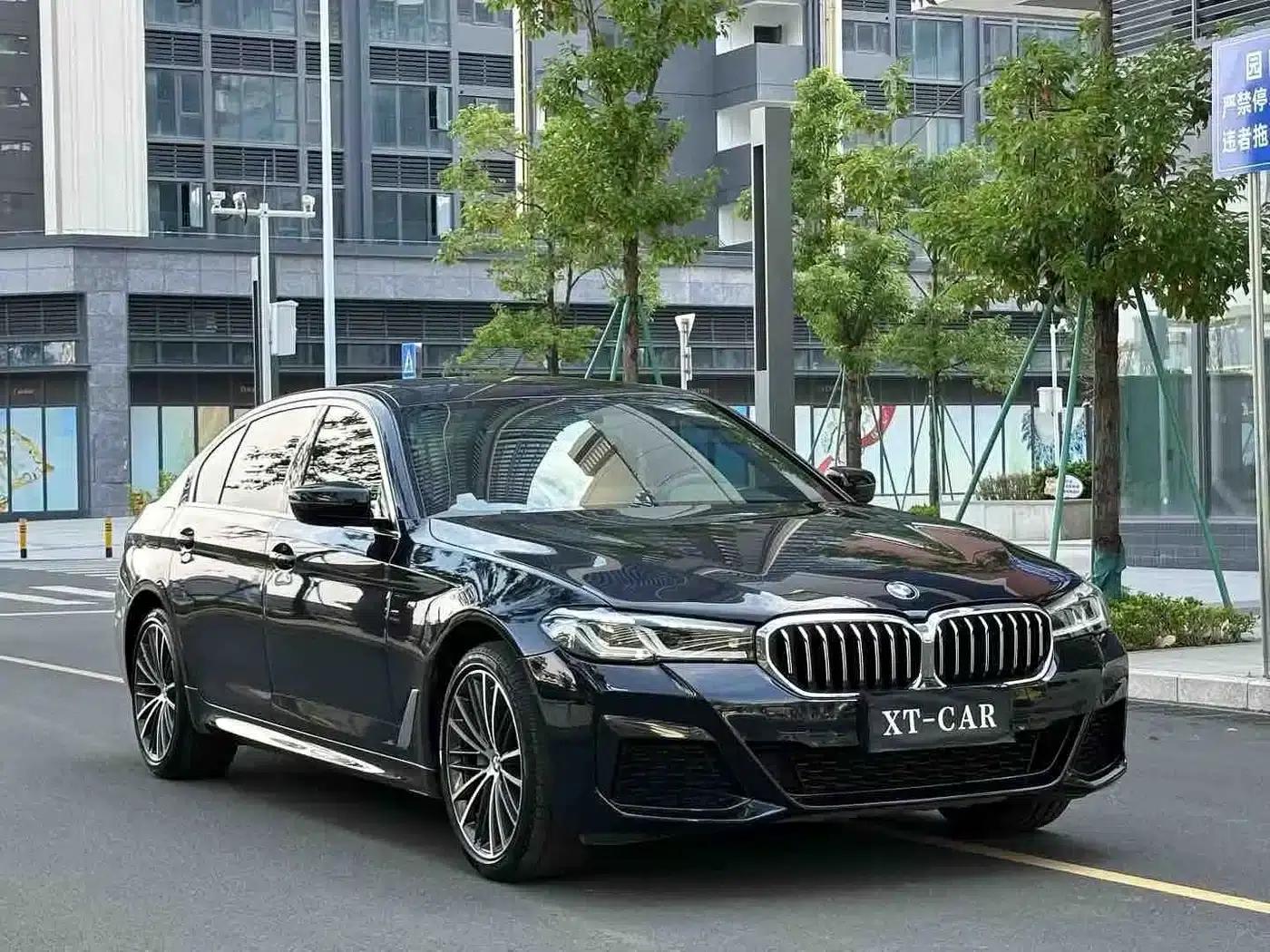 2021 BMW 5 Series 530Li Leading Edition M Sport Package — миниатюра 3