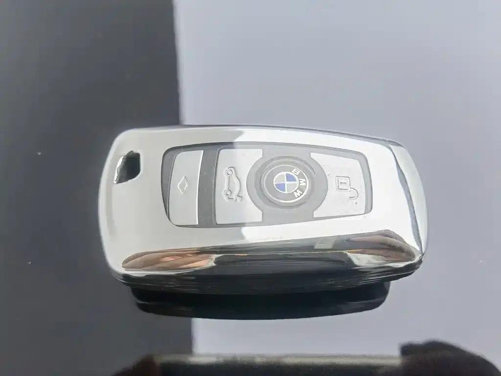 2014 BMW 5 Series 520Li Elegant Edition — миниатюра 19