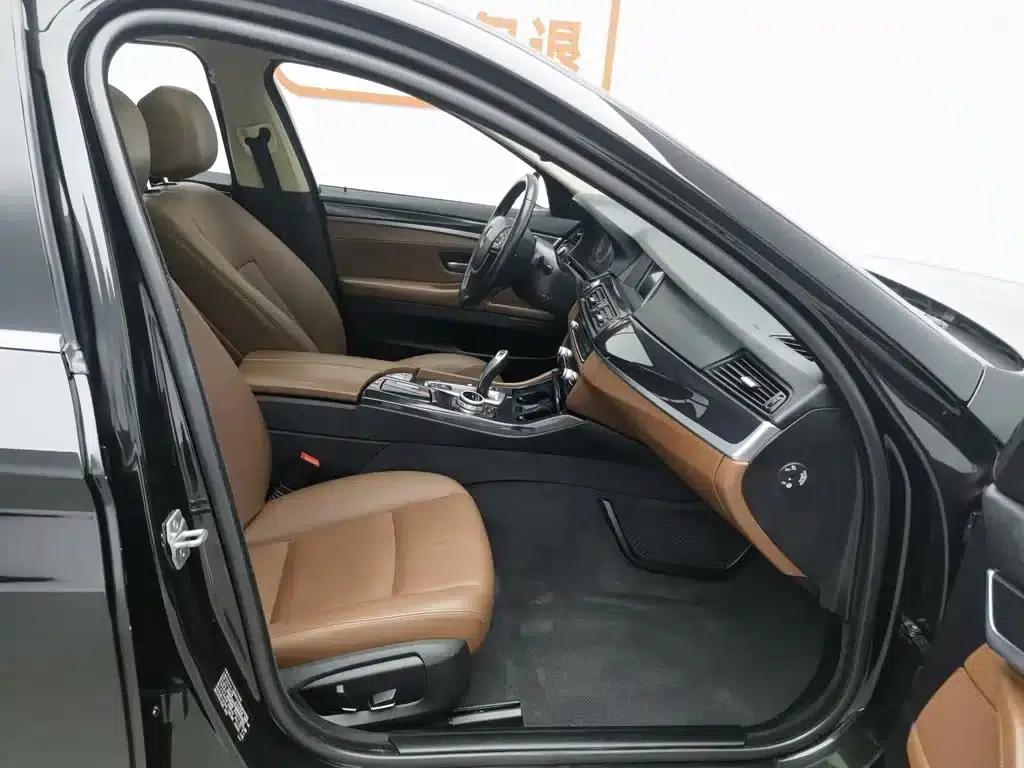 2014 BMW 5 Series 520Li Elegant Edition — миниатюра 23