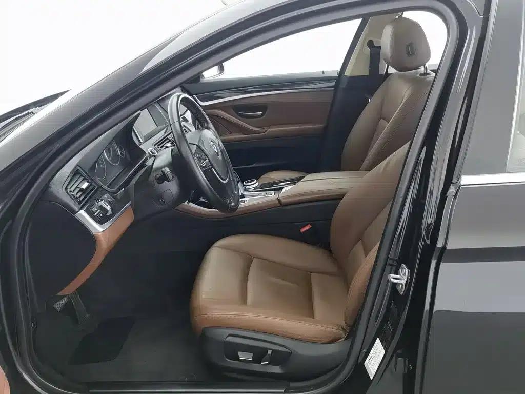 2014 BMW 5 Series 520Li Elegant Edition — миниатюра 10