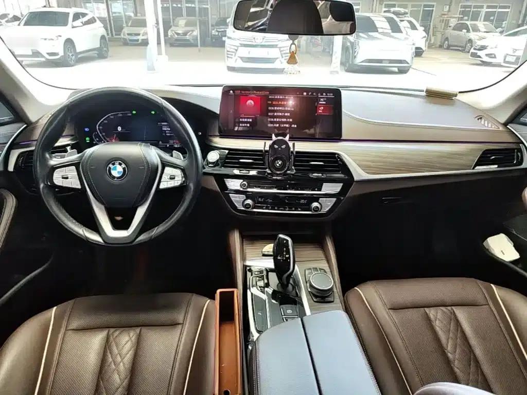 BMW 5 Series 2022 Facelift 530Li Leading Luxury Package — миниатюра 10