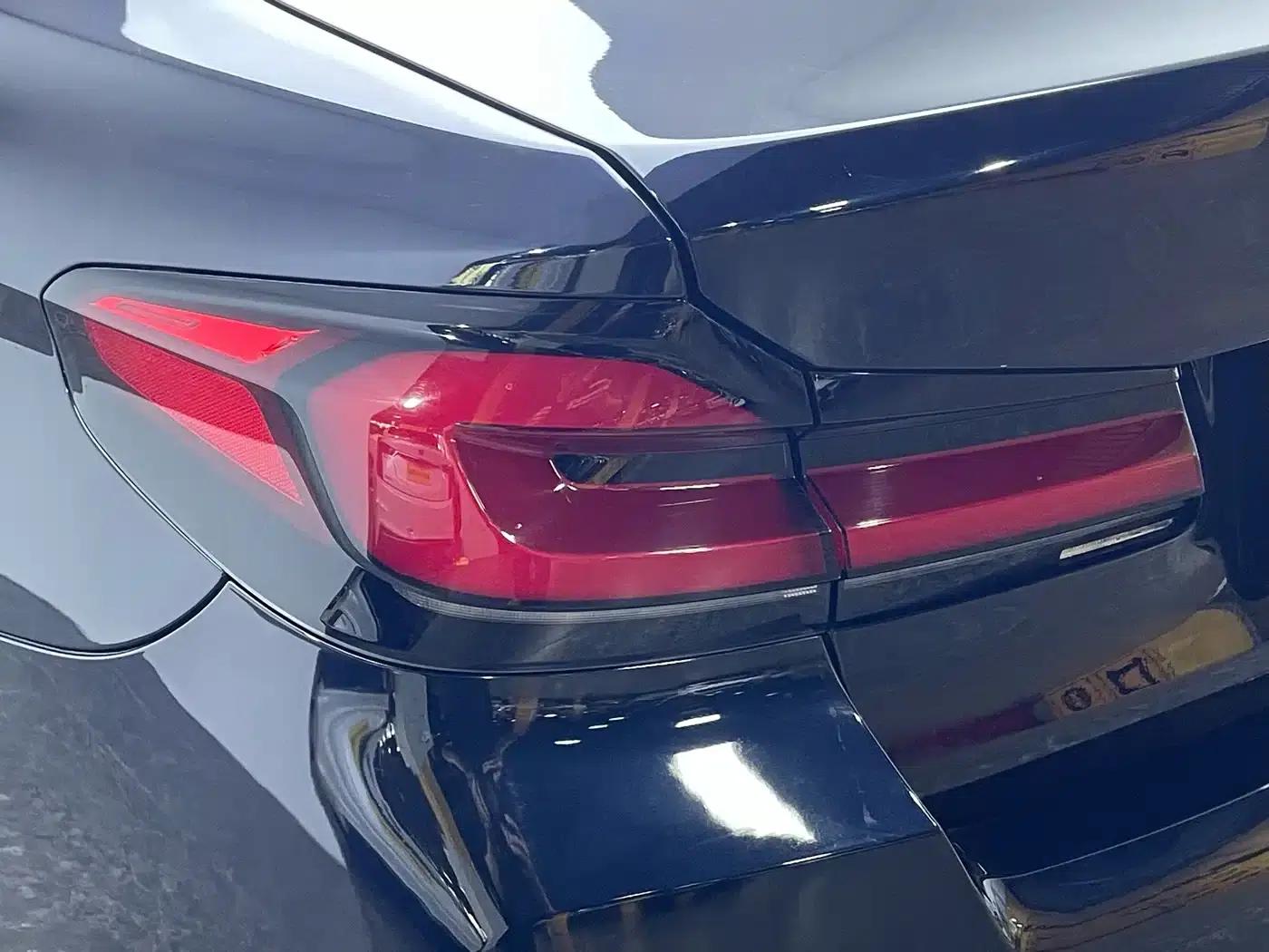 BMW 5 Series PHEV 2022 Facelift 535Le M Sport Package — миниатюра 12