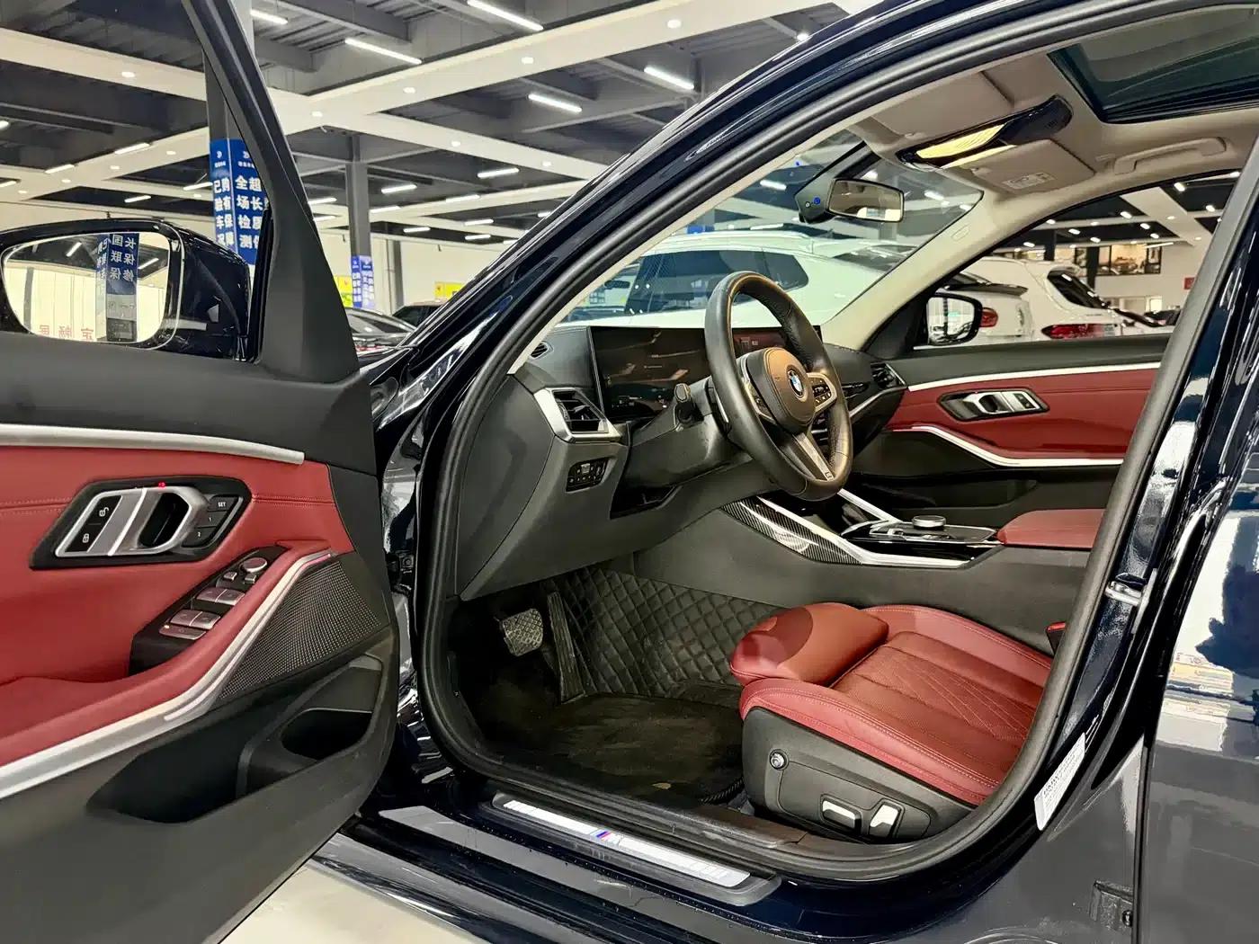 2023 BMW 3 Series 320Li M Sport Package — миниатюра 4