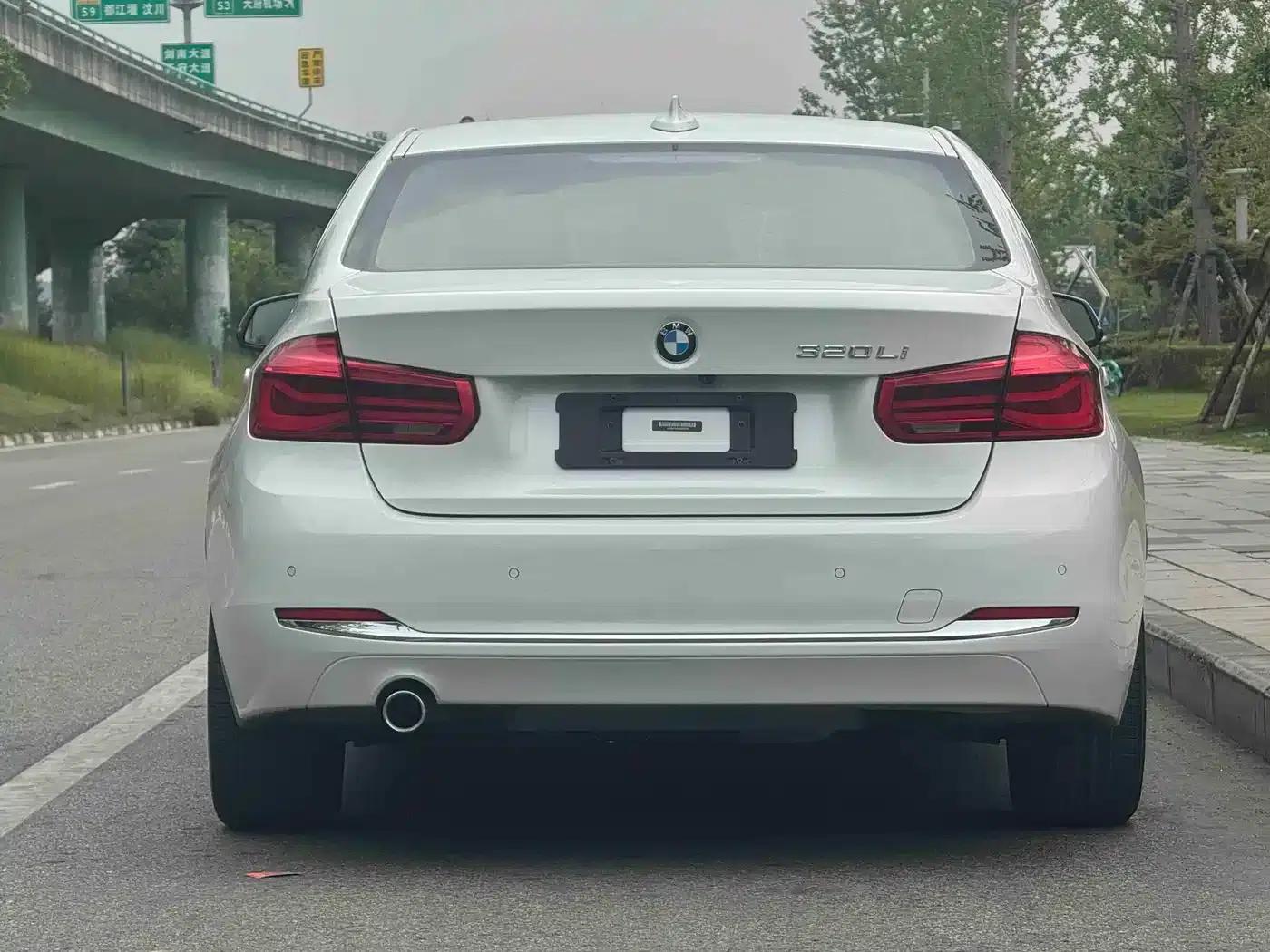 2016 BMW 3 Series 320Li Fashion Edition — миниатюра 4