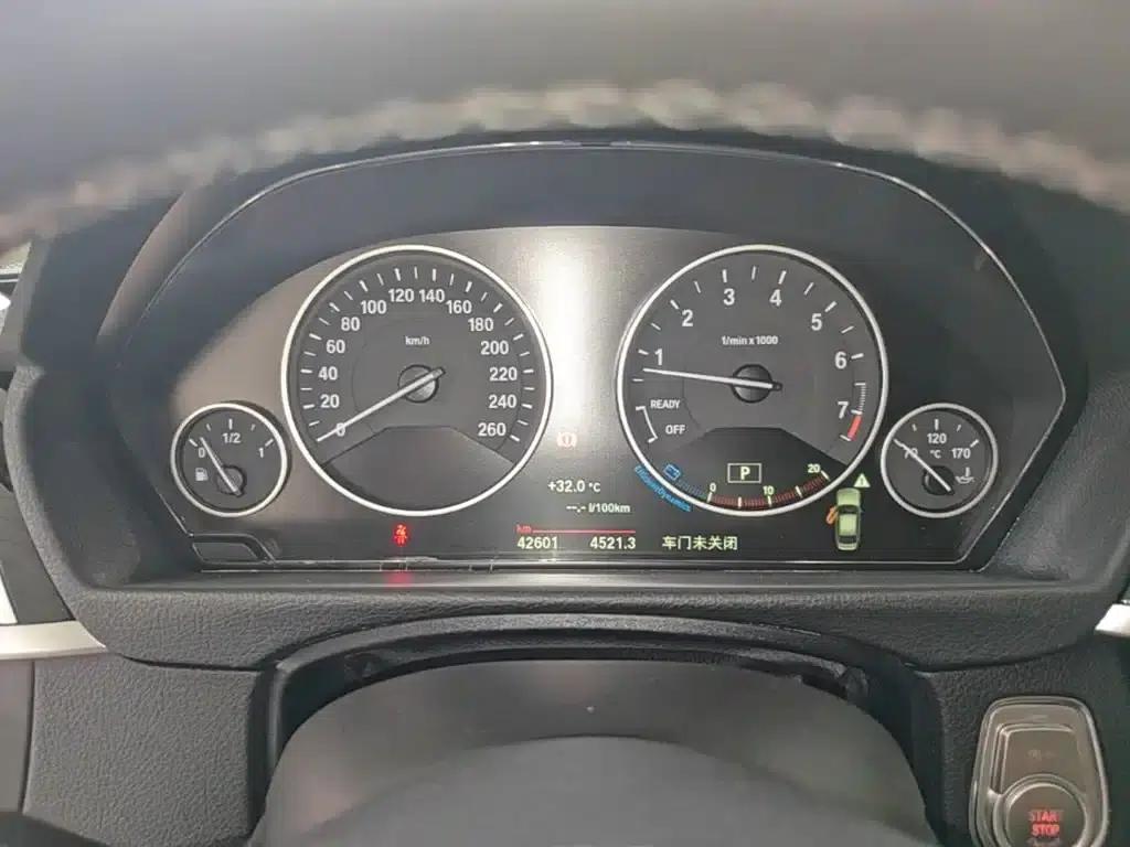 BMW 3 Series 2019 320Li Fashion Edition — миниатюра 12