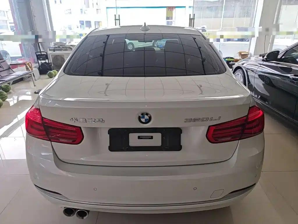 BMW 3 Series 2019 320Li Fashion Edition — миниатюра 6