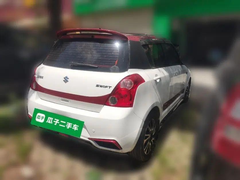 Suzuki Swift 2013 1.5L Automatic Standard Edition — миниатюра 6