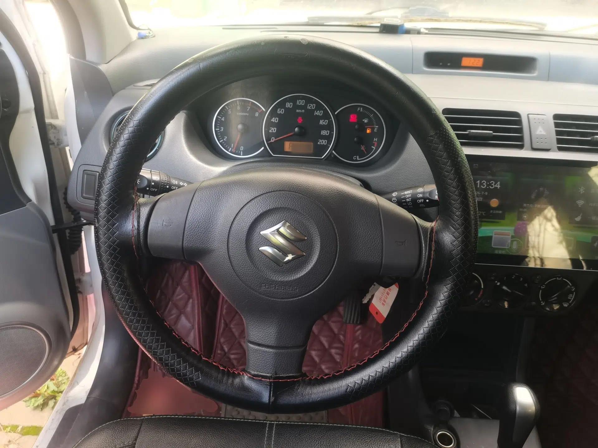 Suzuki Swift 2013 1.5L Automatic Standard Edition — миниатюра 10