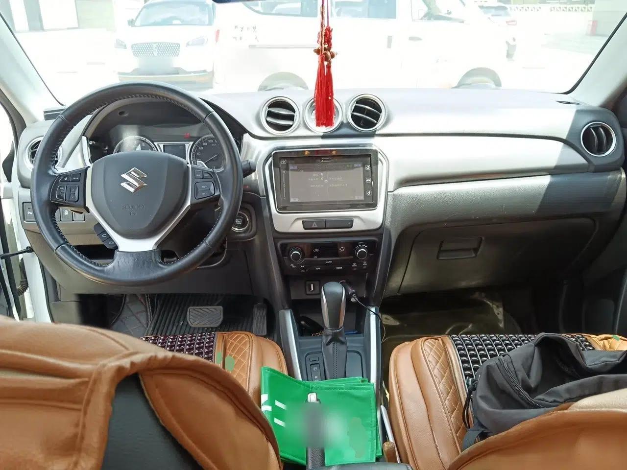 Suzuki Vitara 2016 1.4T Automatic Two-Wheel Drive Luxury Version — миниатюра 9