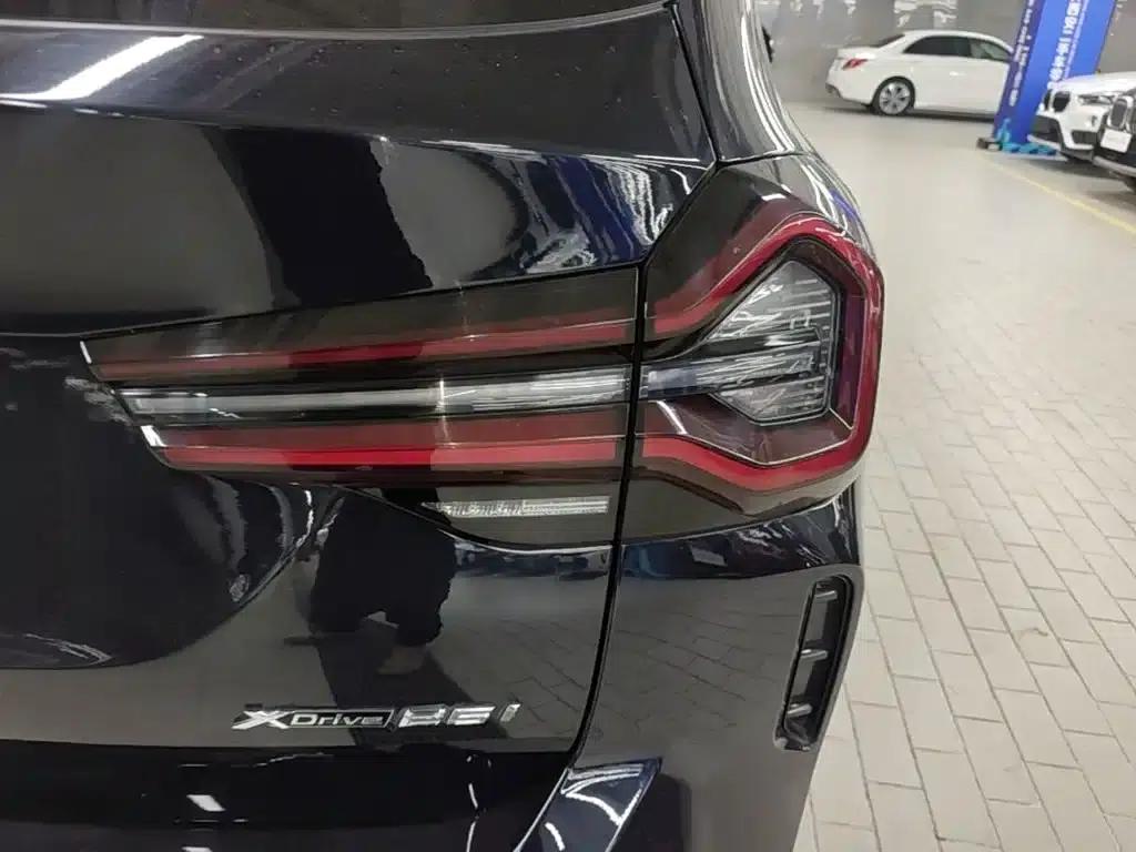 2023 BMW X3 xDrive25i M Sport Package — миниатюра 8
